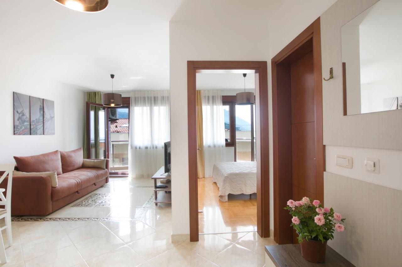 Anatolia - Family Sea View One-Bedroom Apartment Budva Eksteriør billede