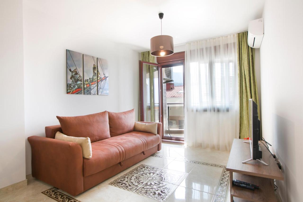 Anatolia - Family Sea View One-Bedroom Apartment Budva Eksteriør billede