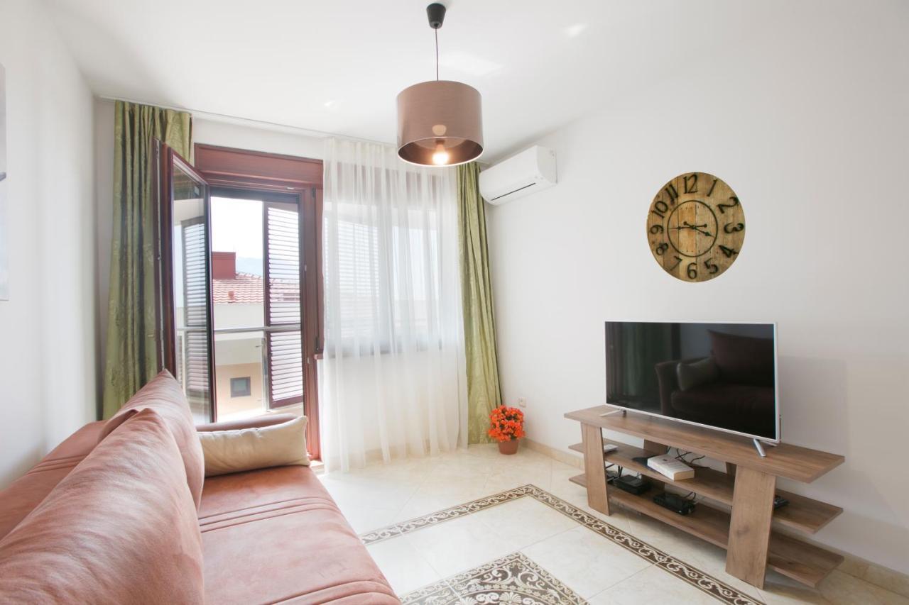 Anatolia - Family Sea View One-Bedroom Apartment Budva Eksteriør billede