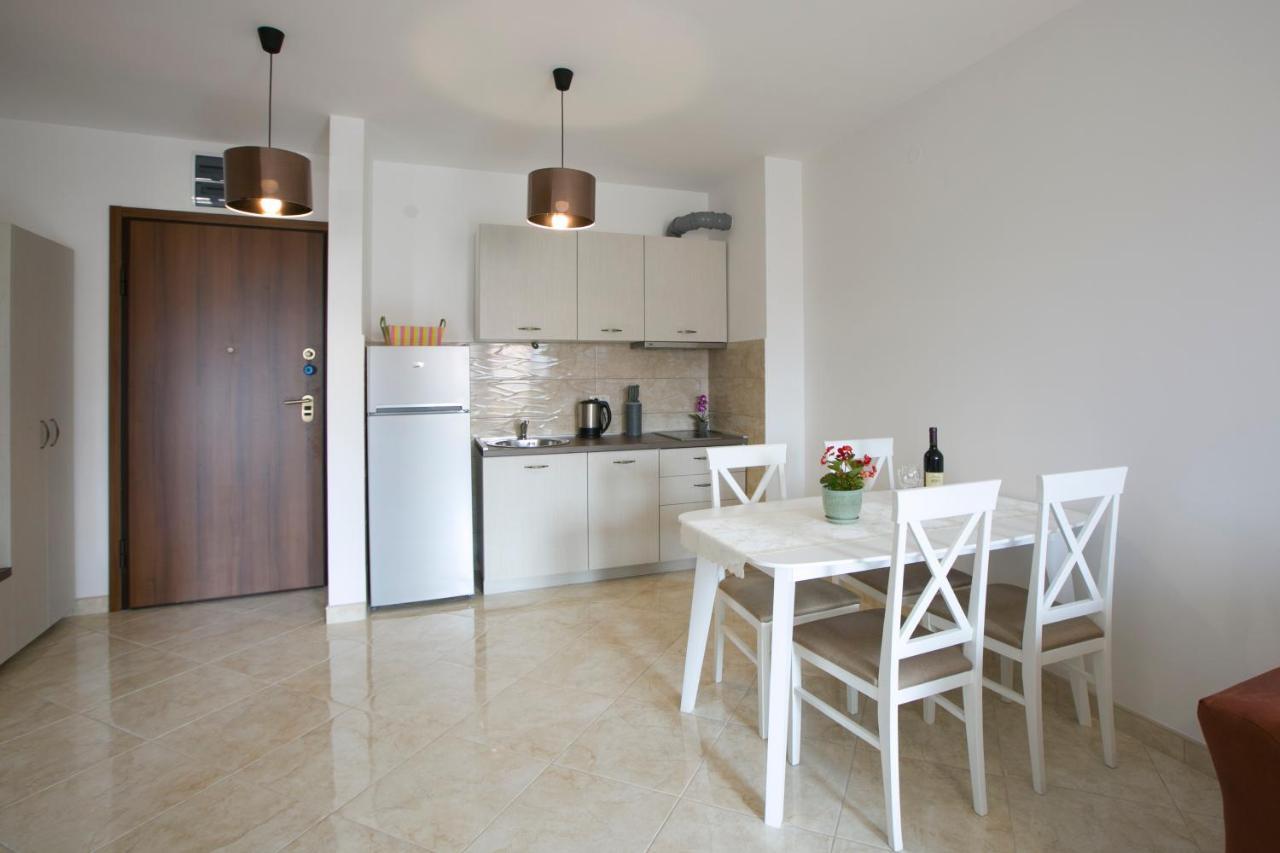 Anatolia - Family Sea View One-Bedroom Apartment Budva Eksteriør billede